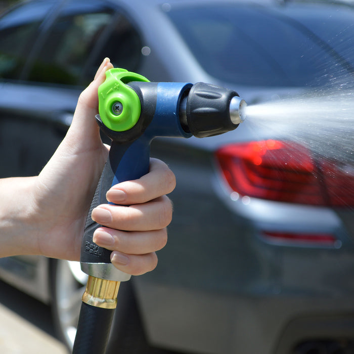 Easy way to wash a car. 8 pattern hose spray nozzle with soap